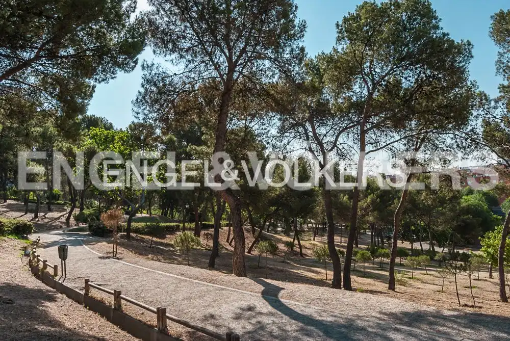 Piso en venta en Madrid con Aire acondicionado, Calefacción y Amueblado