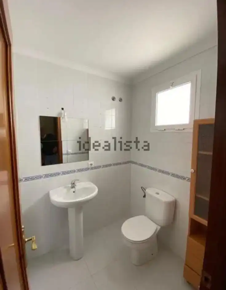 Bany de Pis en venda en Arcos de la Frontera amb Aire condicionat i Moblat