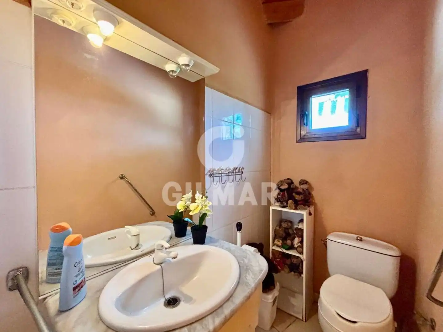 Badezimmer von Country house zum Verkauf in Guía de Isora mit Möbliert