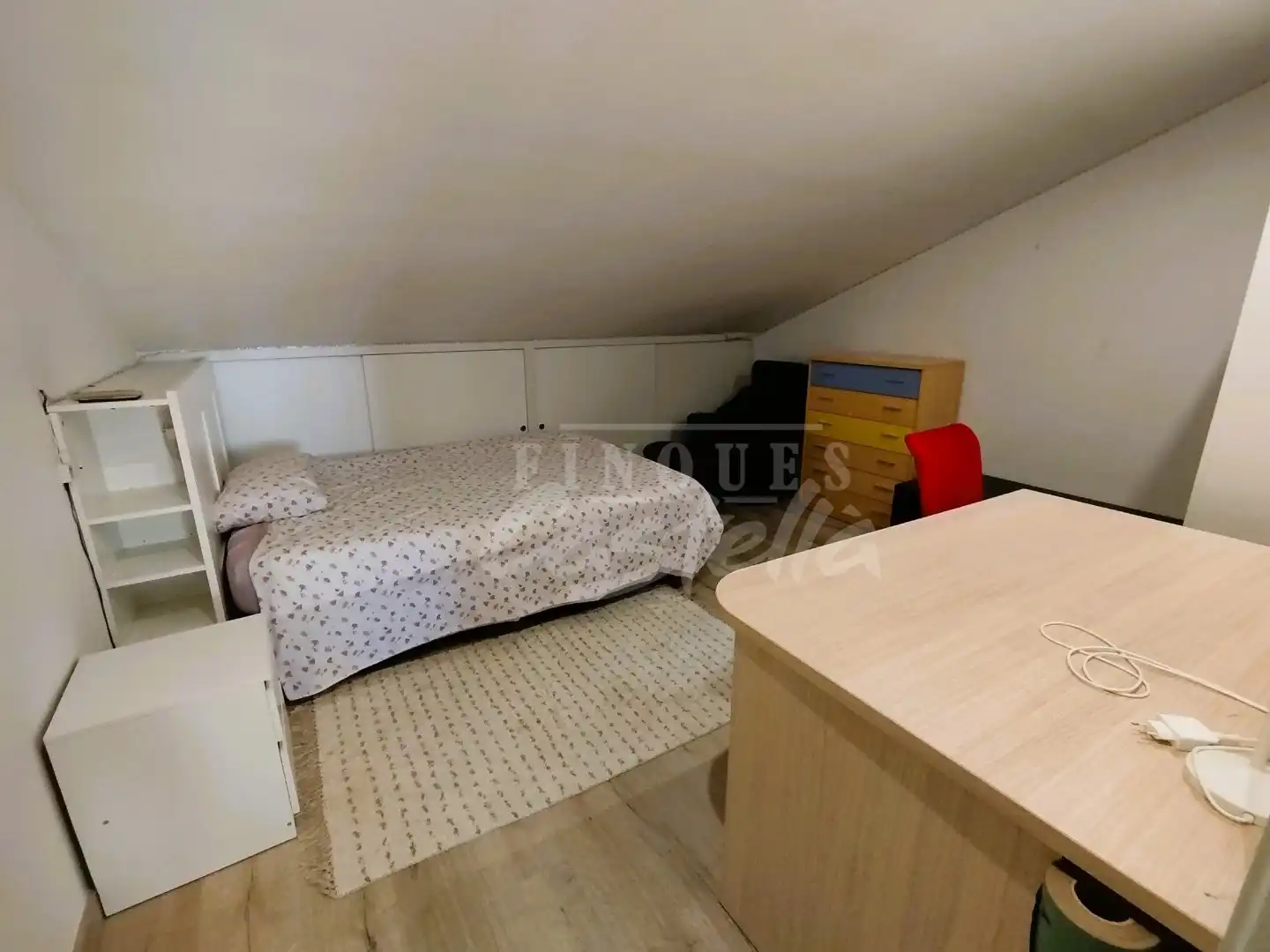Dormitori de Pis en venda en Mataró amb Aire condicionat, Calefacció i Terrassa