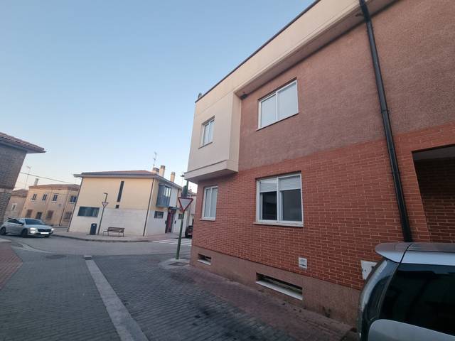 Casa adosada en Venta en Villafría - La Ventilla - Castañares