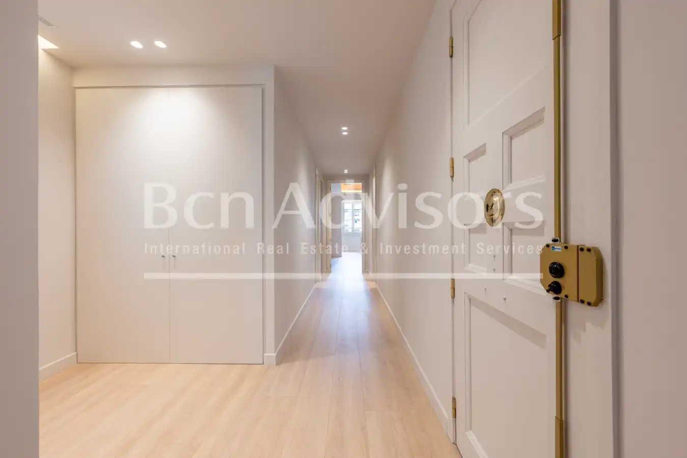 Piso con terraza en venta en Carrer del Consell de Cent, imagen 17