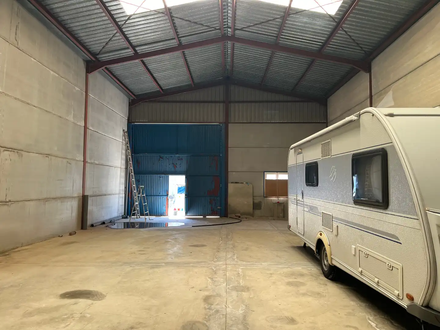 Aparcament de Nau industrial en venda en Valencina de la Concepción