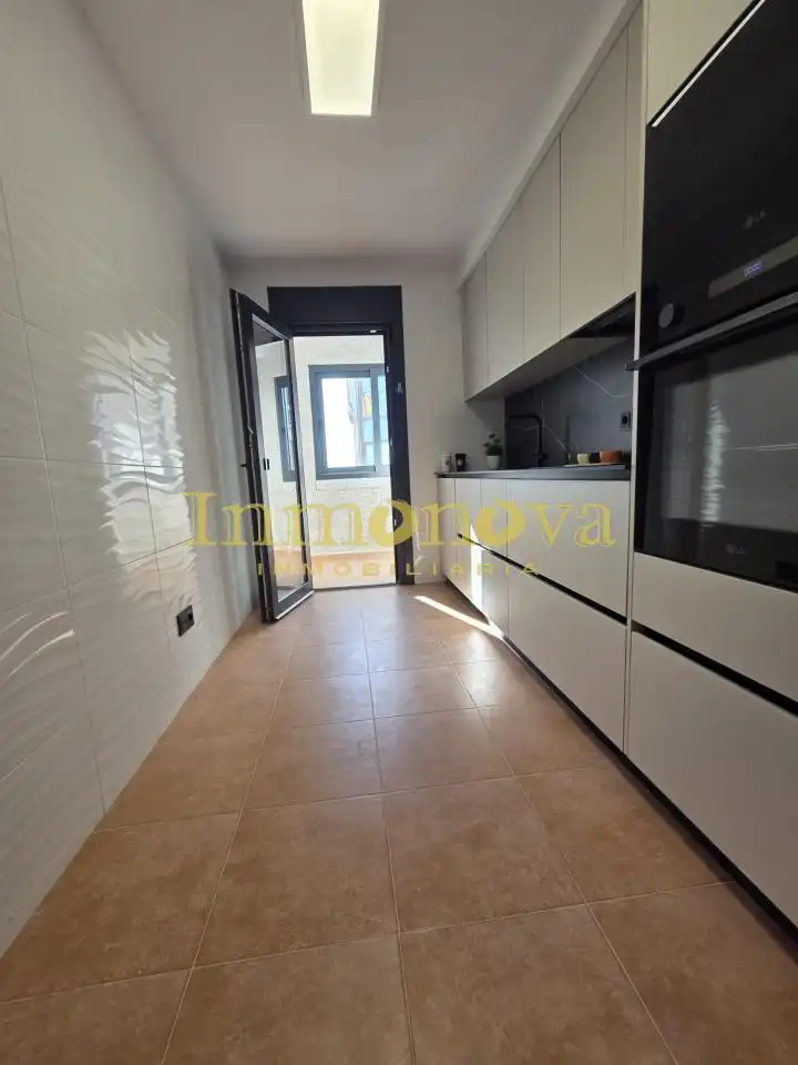 Flat for sale in RUA FRANCISCO LORENZO MARIÑO, 50, Aguiño