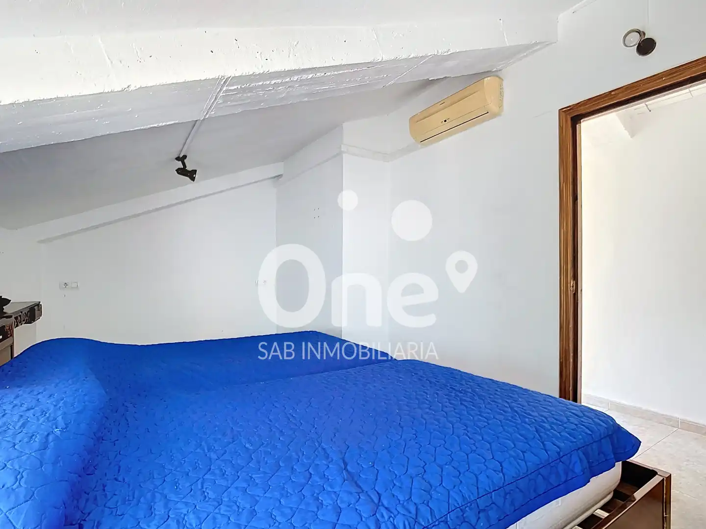 Bedroom of Houses for sale in L'Eliana  with Air Conditioner, Heating and Private garden