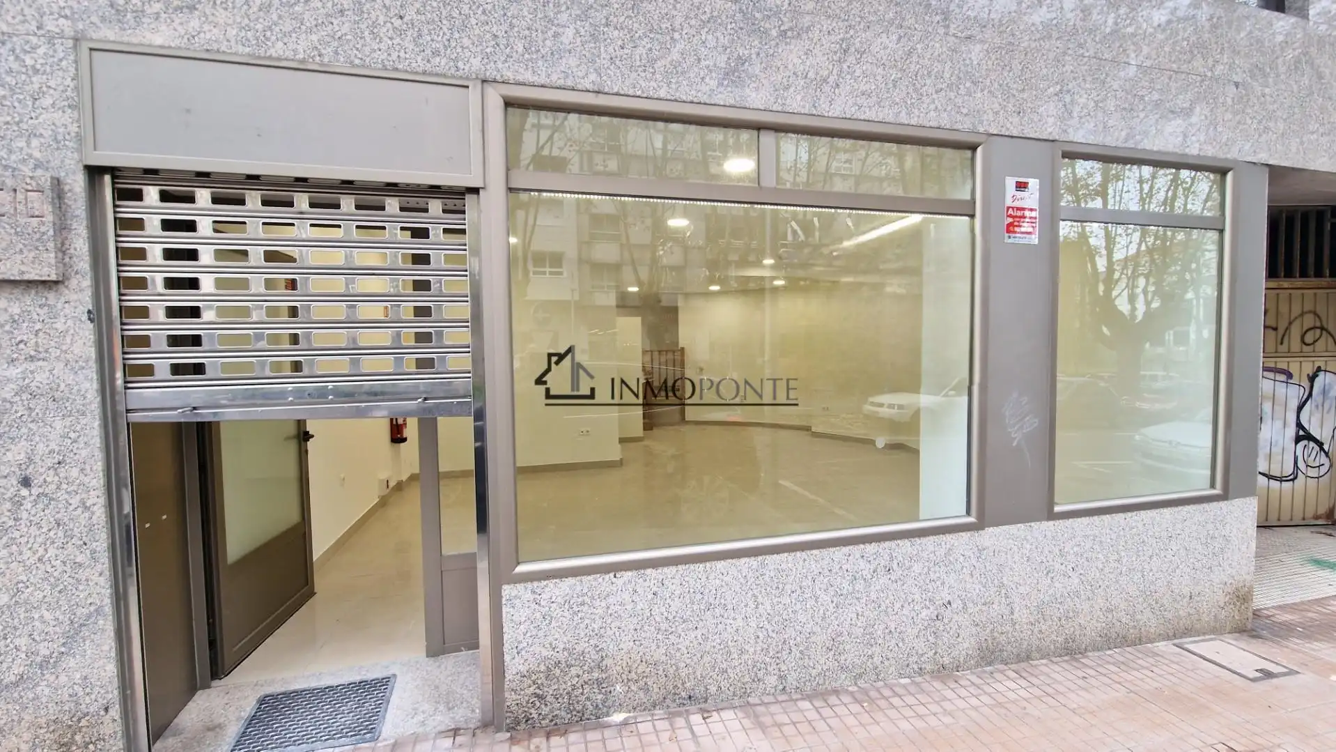 Local comercial en alquiler en Campo da Torre - Mollabao