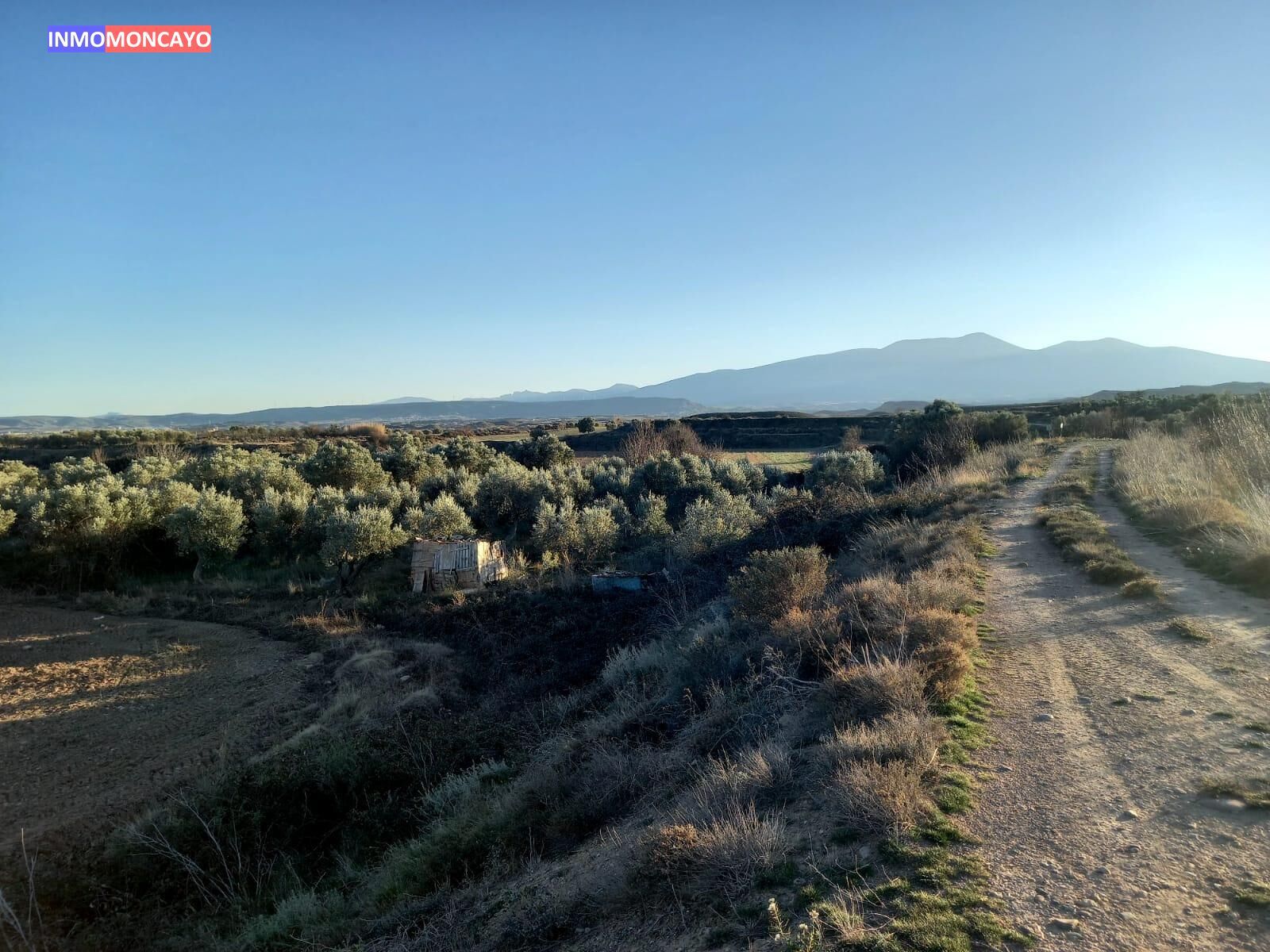 Residencial en venda en Novallas