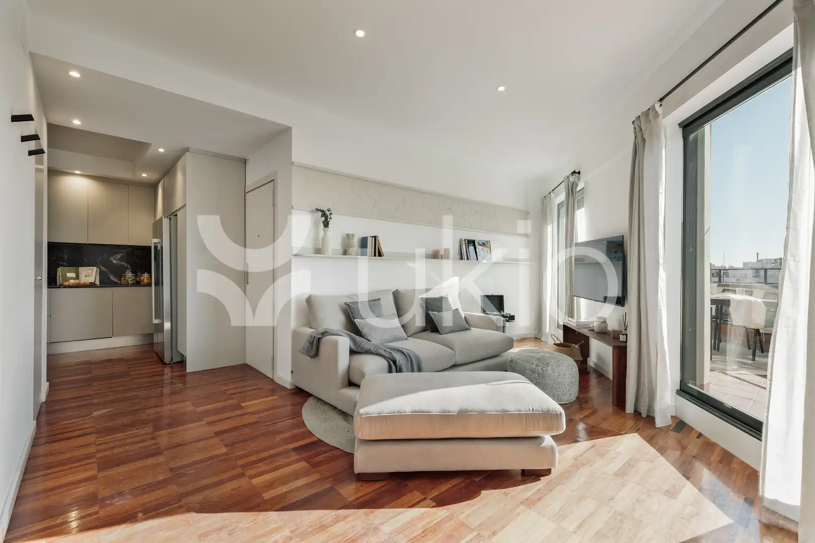 Sala de estar de Apartamento de alquiler en Barcelona con Aire acondicionado, Calefacción y Terraza