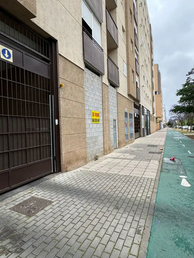 Locale commerciale in vendita a Este - Alcosa- Torreblanca, imagen 3