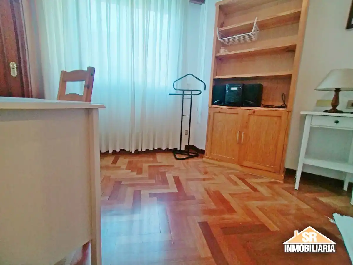 Wohnung zur Miete in Vía Ártabra, Monte Alto - Zalaeta - Atocha