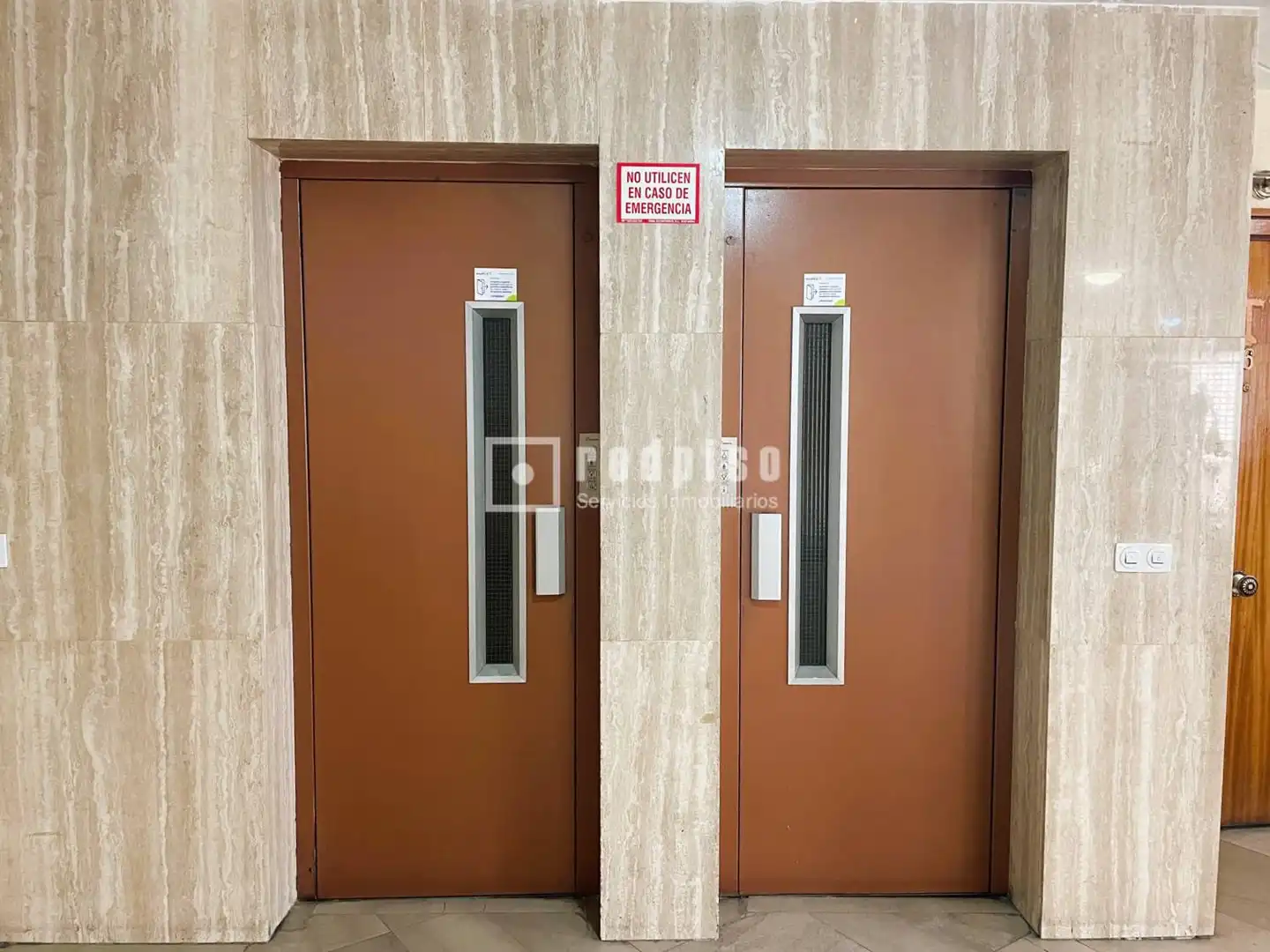 Piso en venta en Madrid con Calefacción y Amueblado