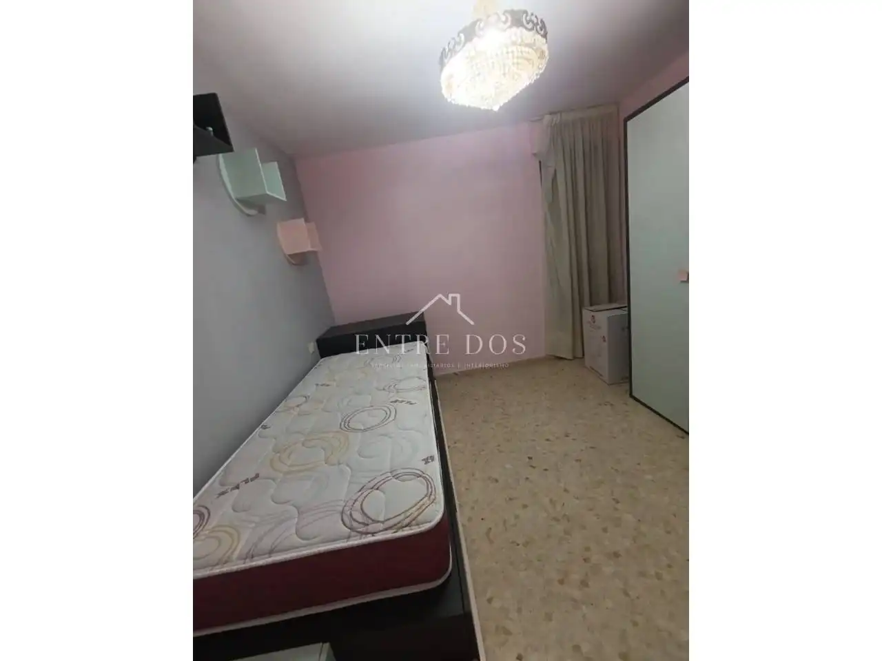 Flat with terrace for sale in Lluís Vives, imagen 12