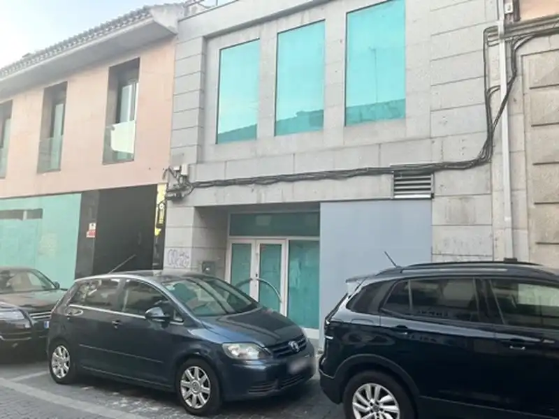 Vista exterior de Local de lloguer en Colmenar Viejo