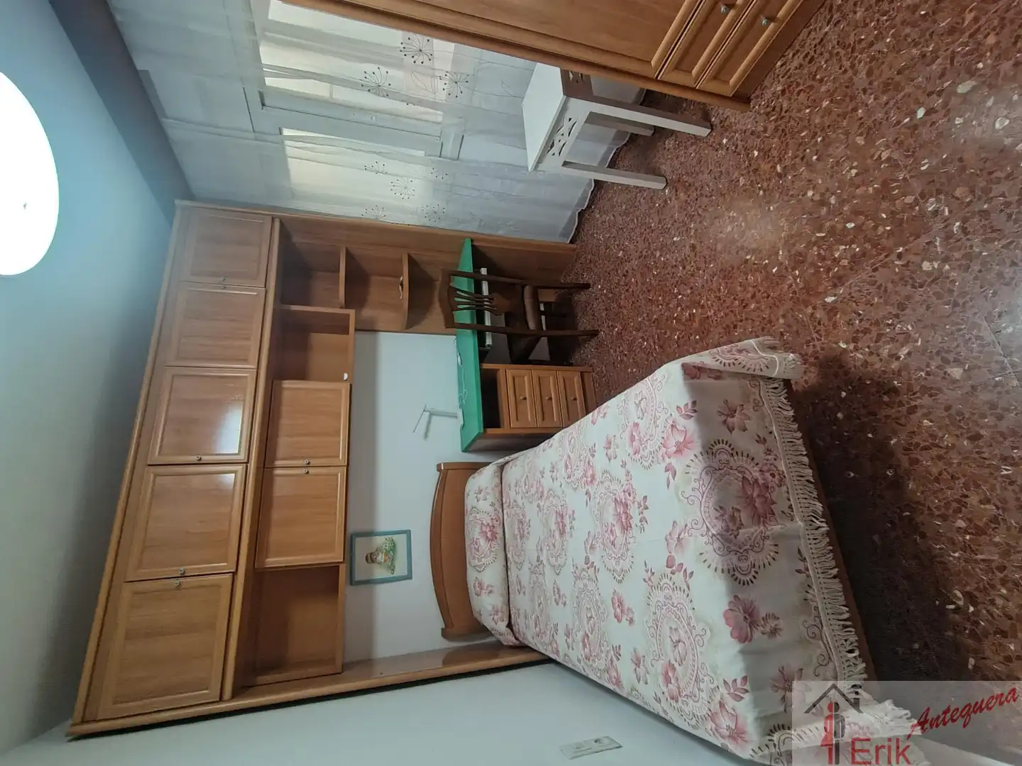 Bedroom of Flat for share in Centro