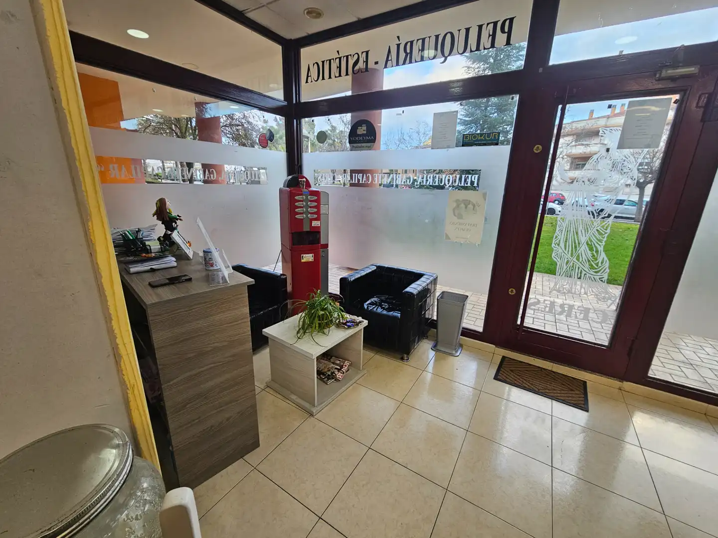 Local comercial en venda a Avenida Alfonso Diaz de Bustamante y Quijano, imagen 8
