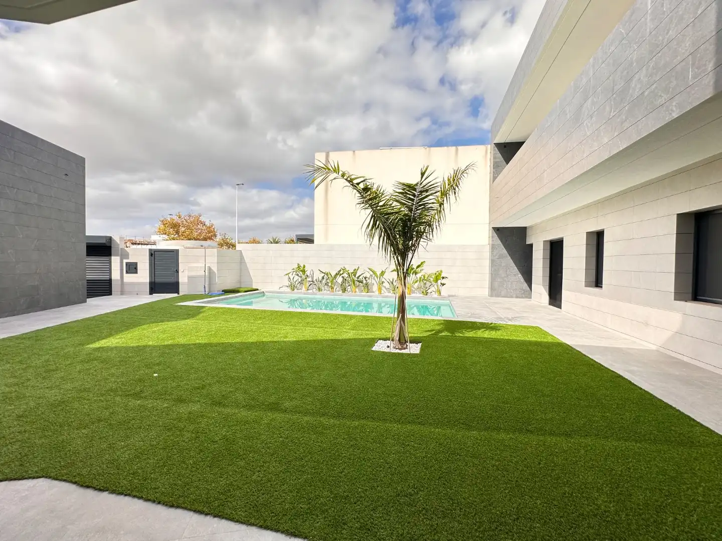 Piscina de Casa o chalet en venta en San Pedro del Pinatar con Aire acondicionado, Calefacción y Trastero