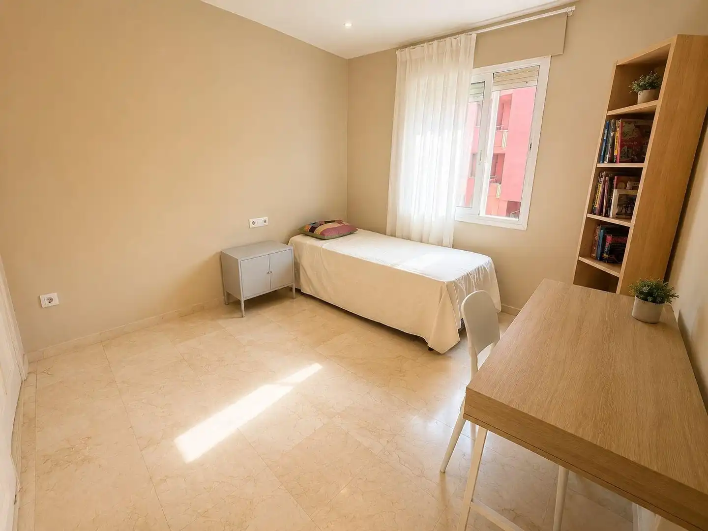Bedroom of Flat for sale in Algeciras  with Heating and Balcony
