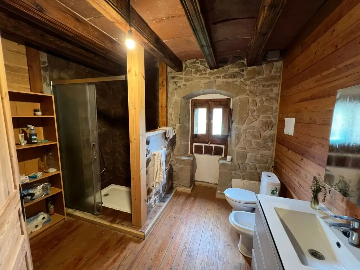 Bathroom of Flat for share in Montmajor, Barcelona