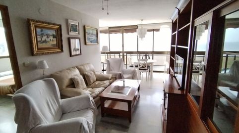 Apartamento de esquina en Primera Linea de Playa