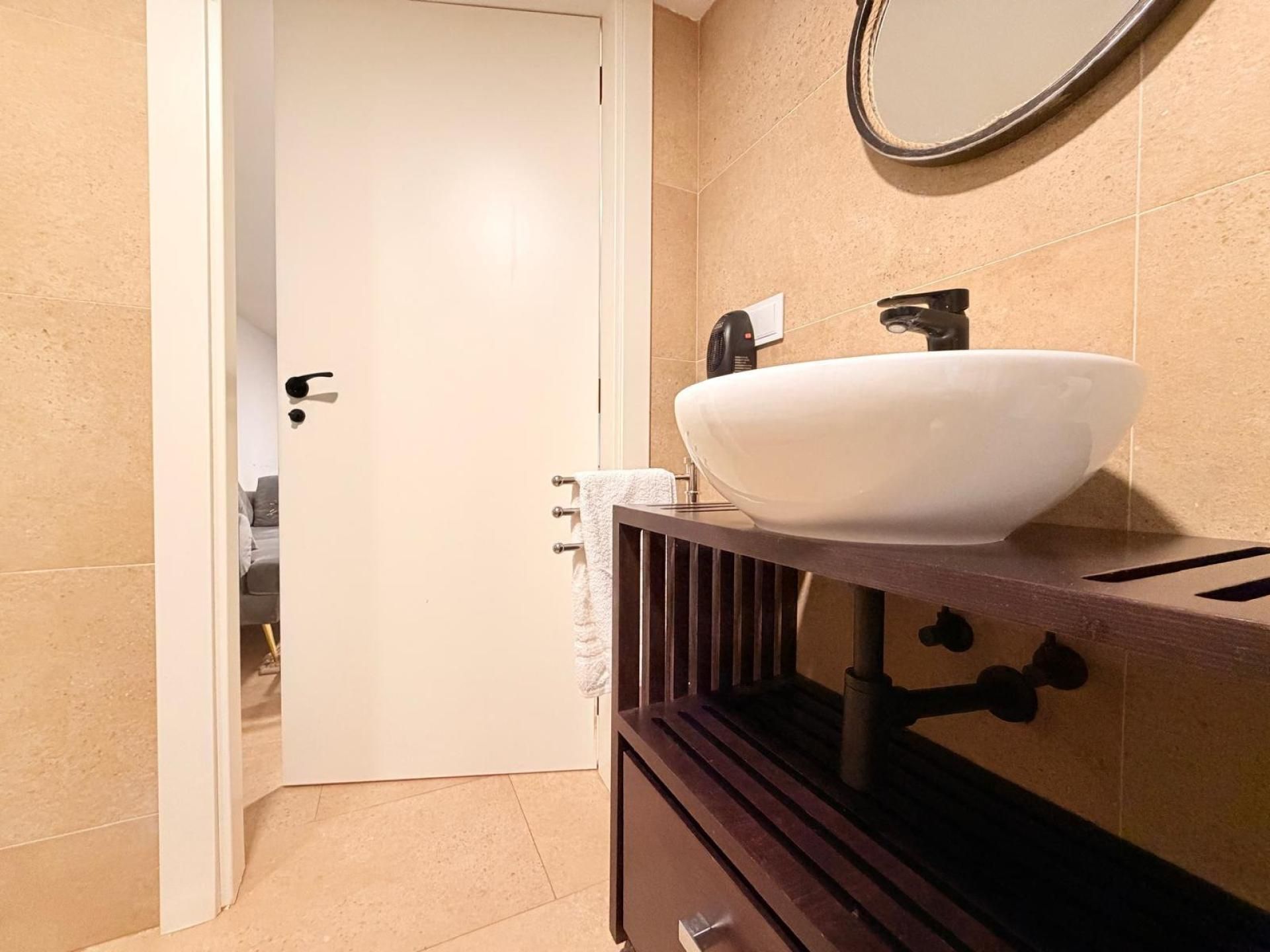 Badezimmer von Country house zum Verkauf in Poio mit Klimaanlage und Heizung