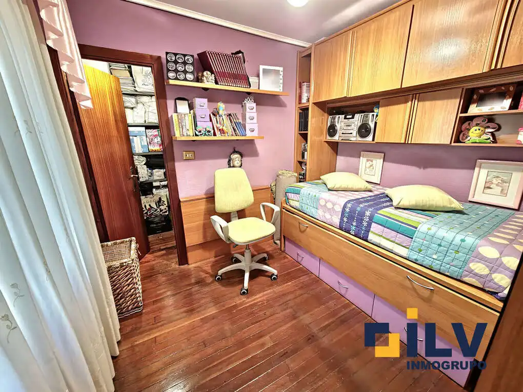 Habitación de Piso en venta en Portugalete con Calefacción, Terraza y Amueblado