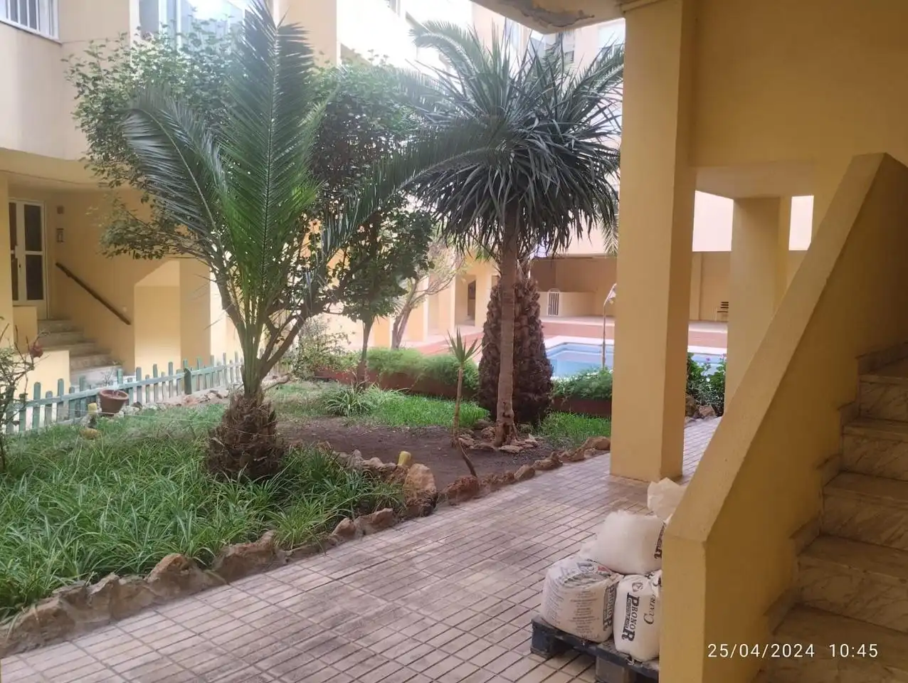 Jardí de Pis en venda en Melilla amb Piscina comunitària
