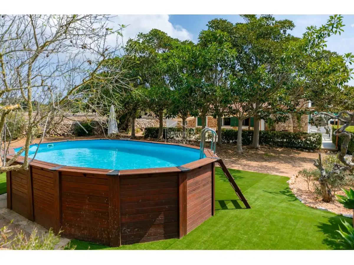 Piscina de Finca rústica en venda en Sant Lluís amb Calefacció, Jardí privat i Terrassa