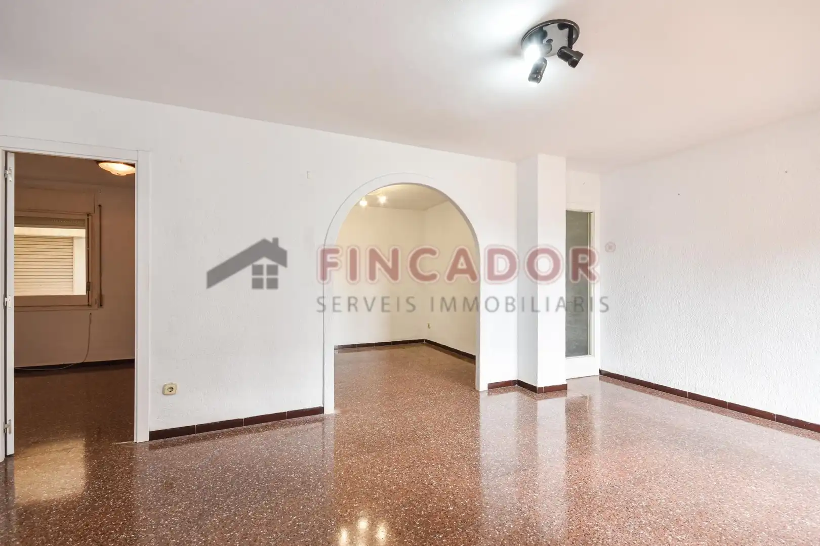 Sala d'estar de Pis en venda en Terrassa amb Balcó