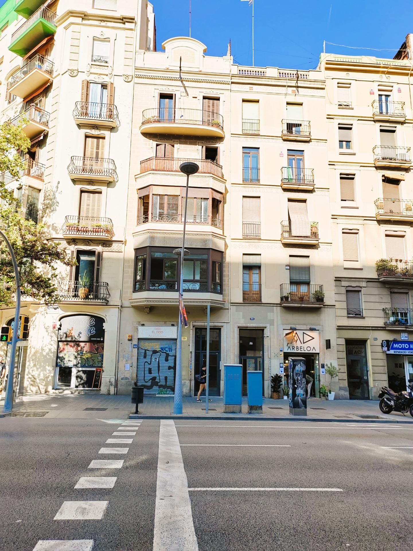 Vista exterior de Piso en venta en  Barcelona Capital con Aire acondicionado, Calefacción y Parquet