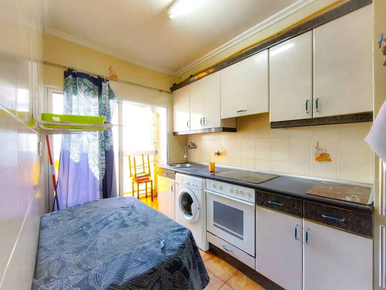Kitchen of Apartments for sale in Burgos  with Heating, Parquet flooring and Terrace