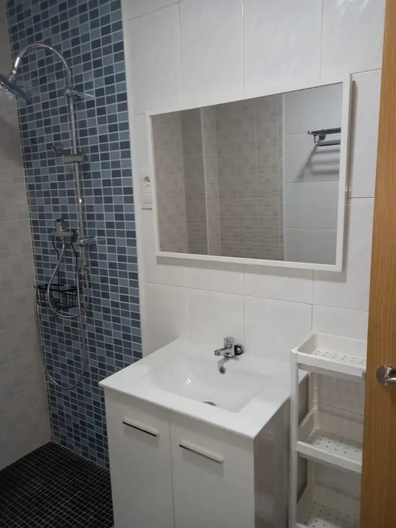 Baño de Piso de alquiler en Murcia con Aire acondicionado, Calefacción y Terraza
