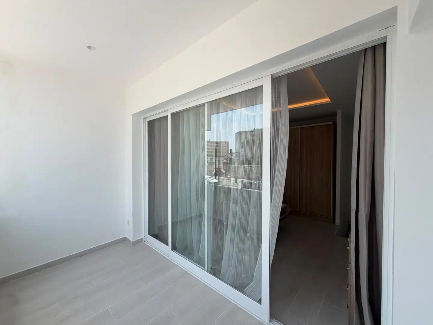 Terraza de Apartamento en venta en Torremolinos con Aire acondicionado y Amueblado