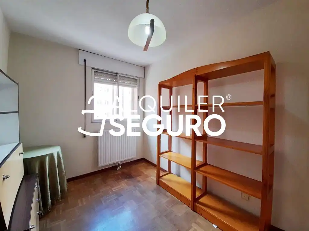 Habitación de Piso de alquiler en Madrid con Calefacción