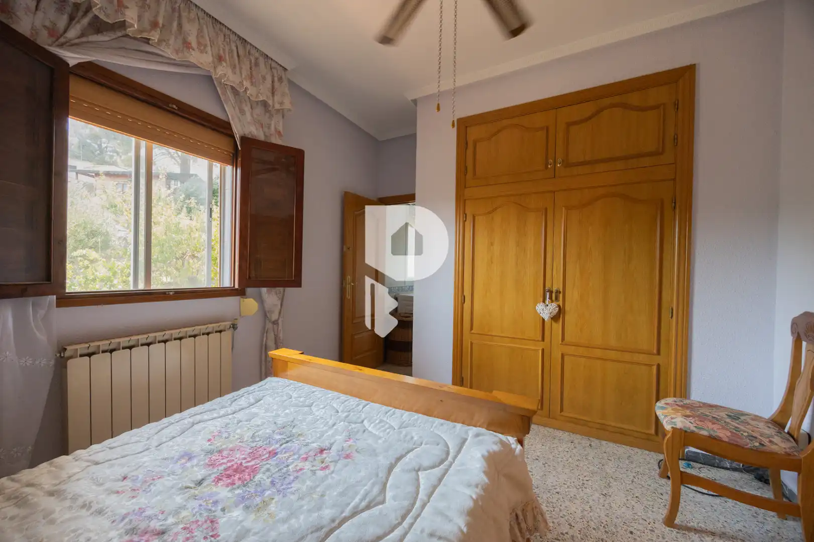 Dormitori de Casa o xalet en venda en Castellví de Rosanes amb Aire condicionat, Calefacció i Jardí privat
