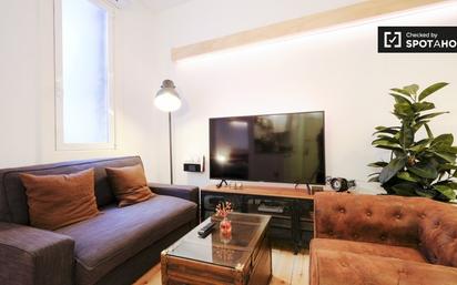 Sala d'estar de Pis de lloguer en  Madrid Capital amb Aire condicionat, Calefacció i Balcó