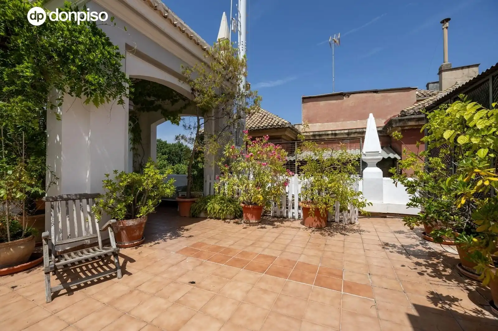 Flat with terrace for sale in DE LA BOMBA 16, imagen 2