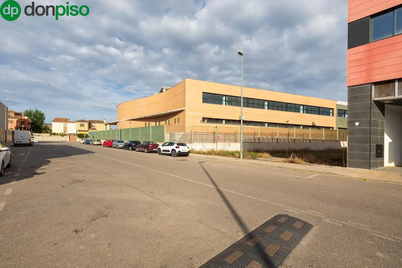 Außenansicht von Residential zum Verkauf in Armilla