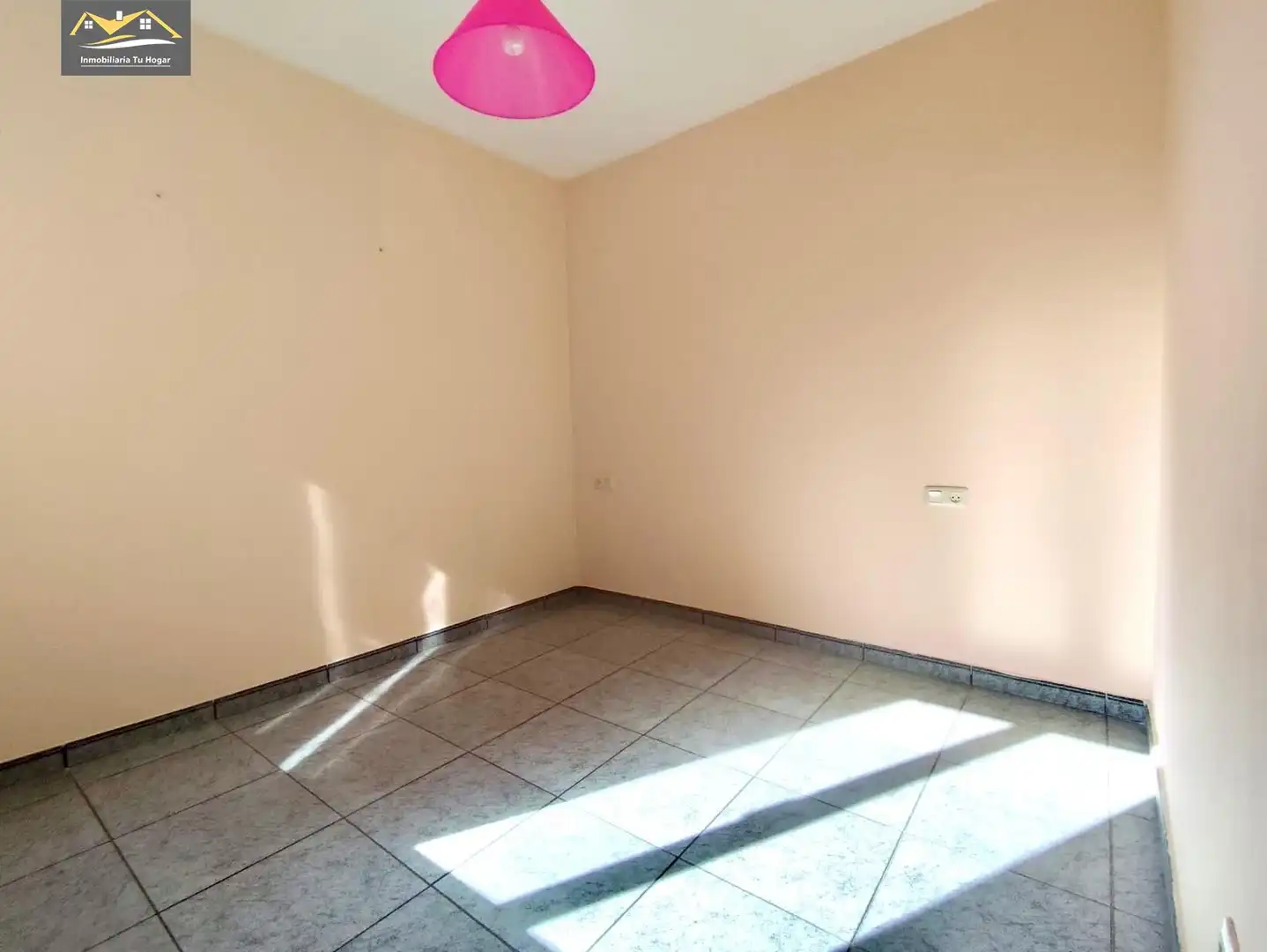 Bedroom of Flat for rent in Verín  with Heating, Terrace and Furnished