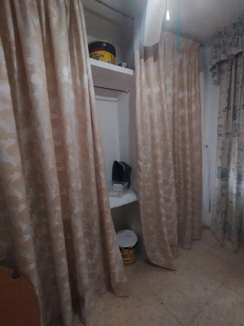Badezimmer von Wohnung zum Verkauf in Sevilla mit Klimaanlage, Terrasse und Möbliert