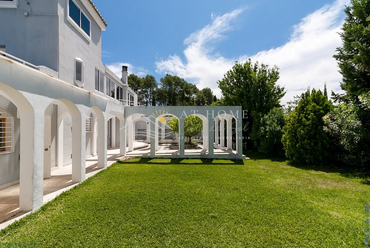 Garden of Houses for sale in Granada  with Swimming Pool