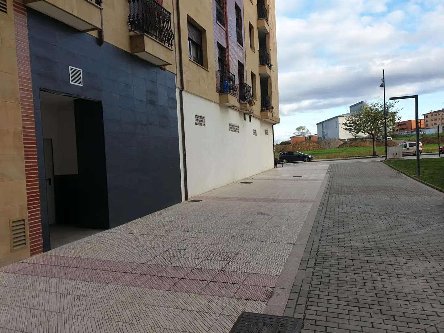 Trastero de alquiler en Calle de Antonio Machado, Lugones