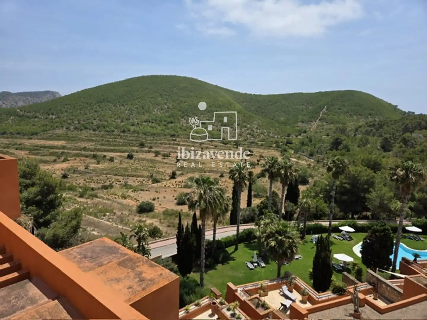 Jardín de Dúplex en venta en Santa Eulària des Riu con Aire acondicionado, Terraza y Trastero