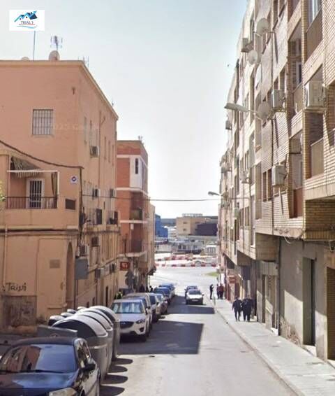 Vista exterior de Pis en venda en  Almería Capital amb Jardí privat