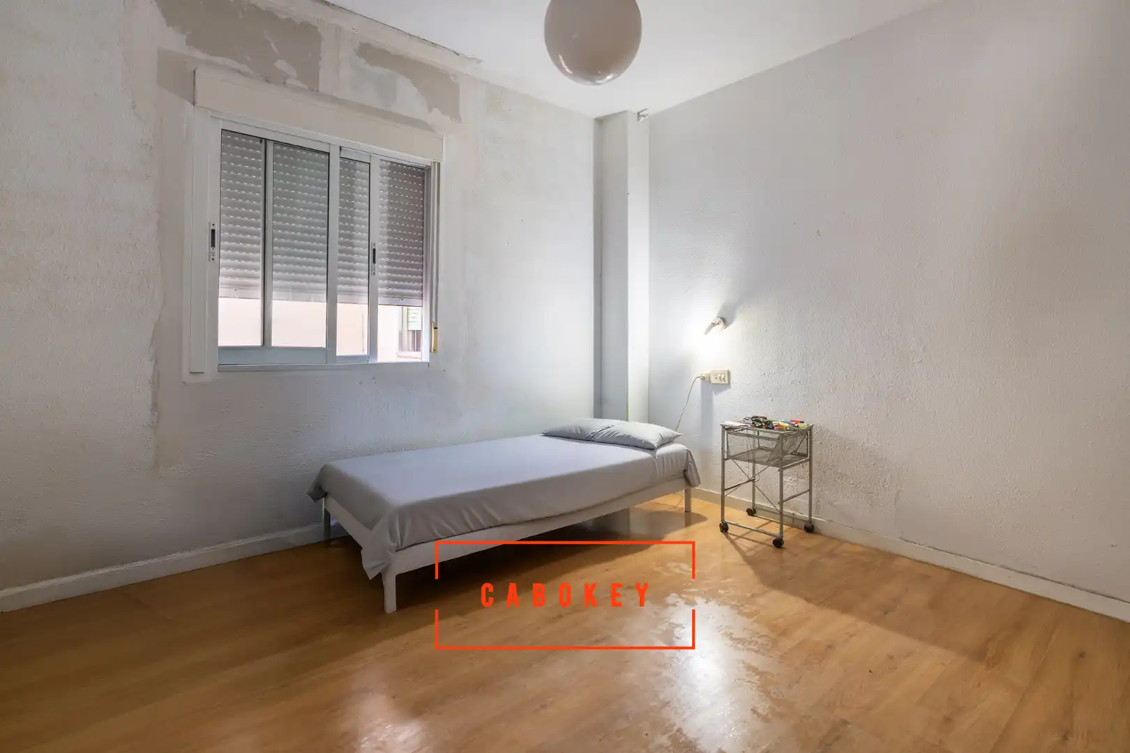 Habitación de Piso en venta en Almería con Parquet, Amueblado y Horno