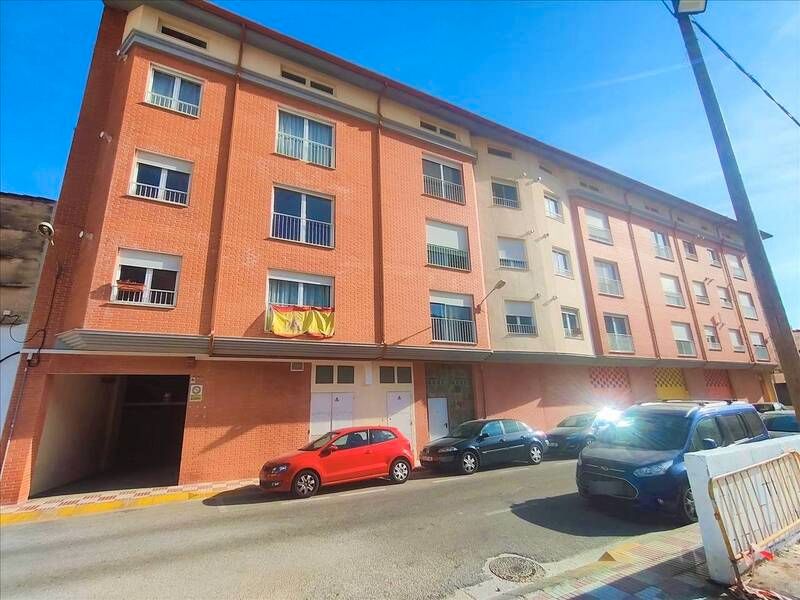 Exterior view of Garage for sale in Tavernes de la Valldigna