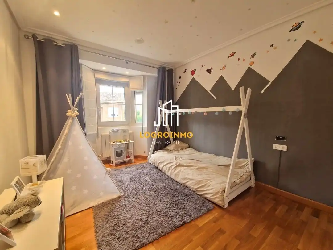 House with pool for sale in Avda. Madrid, imagen 31