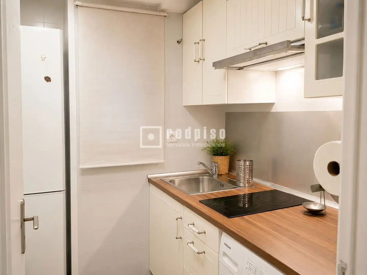 Cuina de Pis de lloguer en Madrid amb Aire condicionat, Calefacció i Parquet