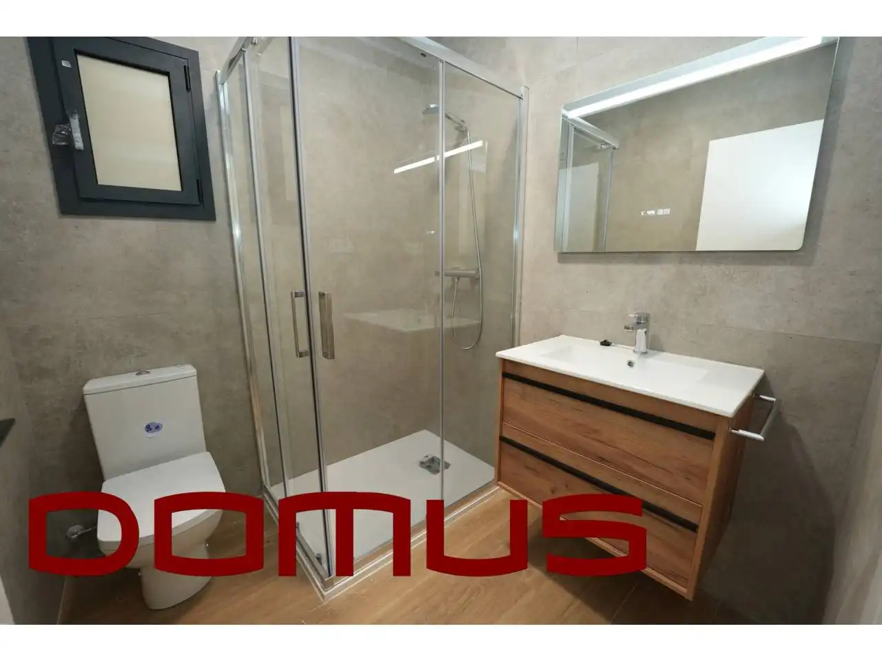 Baño de Casa o chalet de alquiler en Sant Boi de Llobregat con Aire acondicionado, Calefacción y Jardín privado