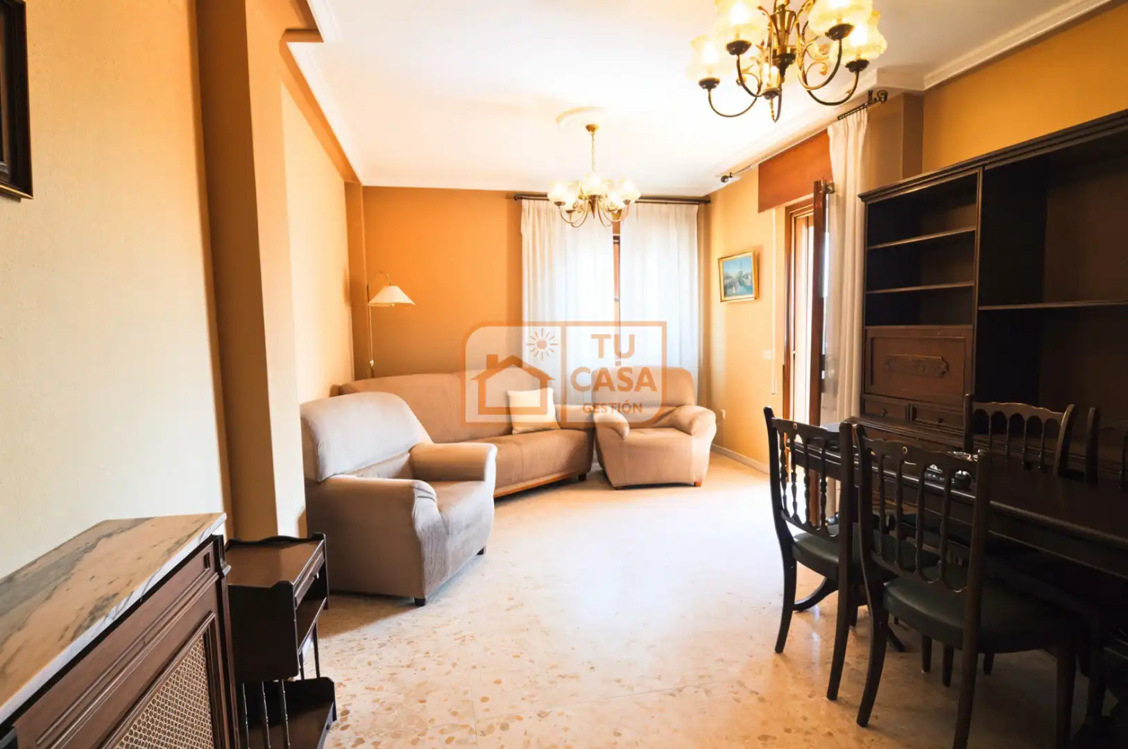 Sala de estar de Piso de alquiler en Cáceres con Calefacción, Terraza y Amueblado