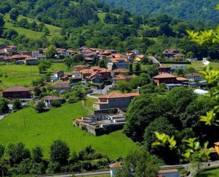 Vista exterior de Pis en venda en Piloña